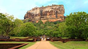 Sigiriya-Rock-Fortress-17_50915-290w